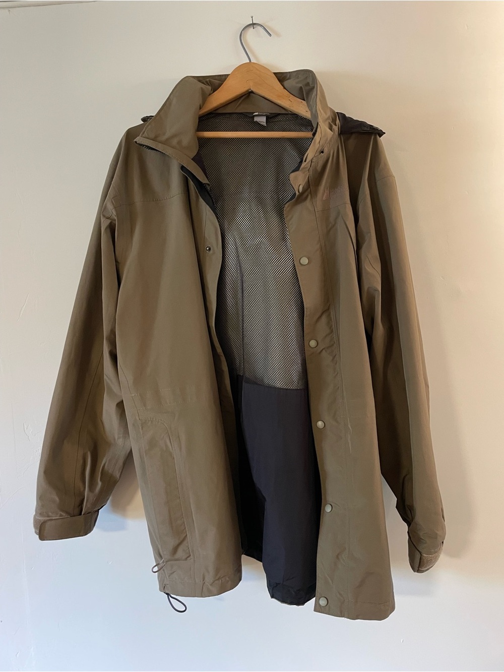 MEC Hooded Shell Jacket - Picture 2 of 6